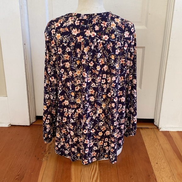 Two by Vince Camuto XXL‎ - Picture 3 of 5